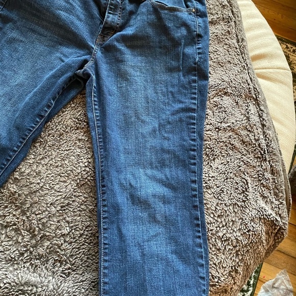 LEVI’S 505 Women’s Straight Leg Jeans - Picture 9 of 14